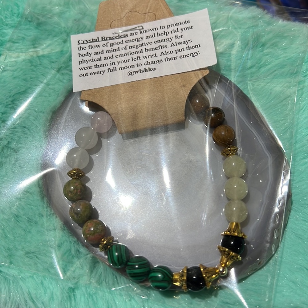 NATURAL CRYSTALS BEADS STRETCHABLE BRACELET - Picture 3 of 3